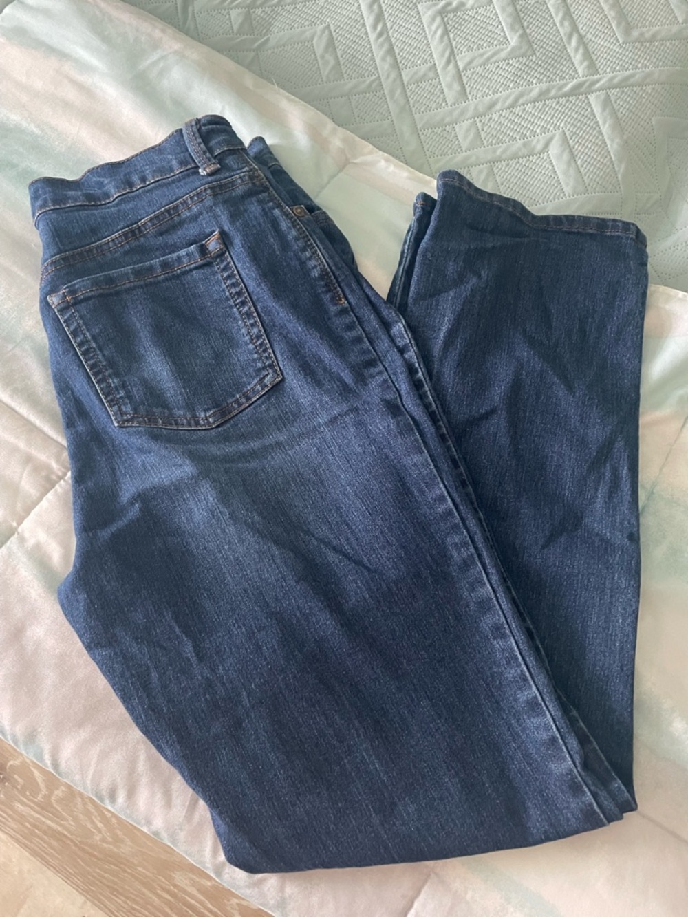 Gloria Vanderbilt Straight-Leg Jeans in Dark Blue Denim